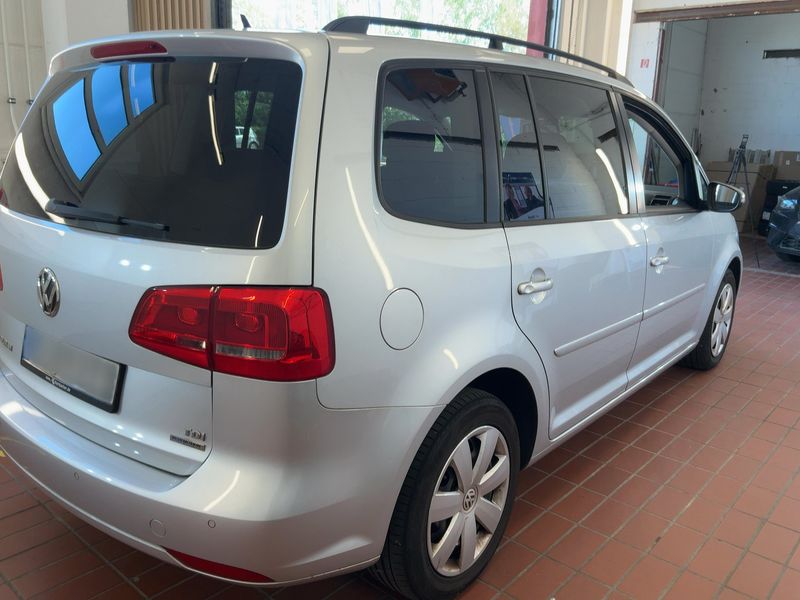 Volkswagen Touran 1.6 TDI Comfortline BlueMotion Tech 2013 – снимка 8