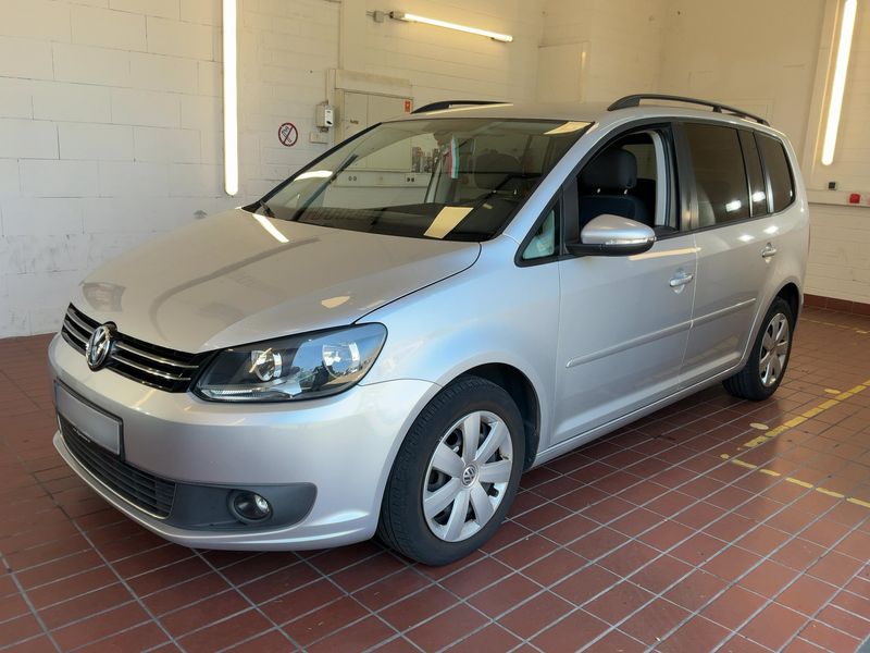 Volkswagen Touran 1.6 TDI Comfortline BlueMotion Tech 2013 – снимка 1