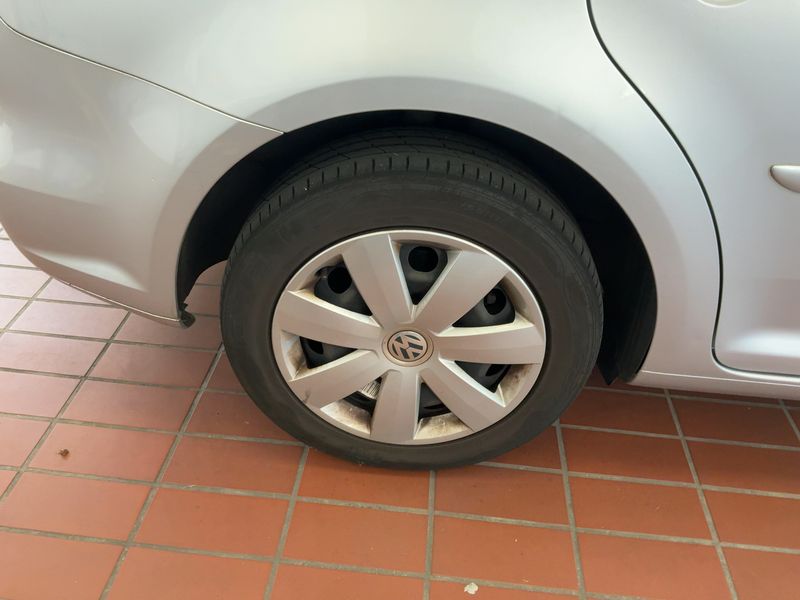 Volkswagen Touran 1.6 TDI Comfortline BlueMotion Tech 2013 – снимка 9