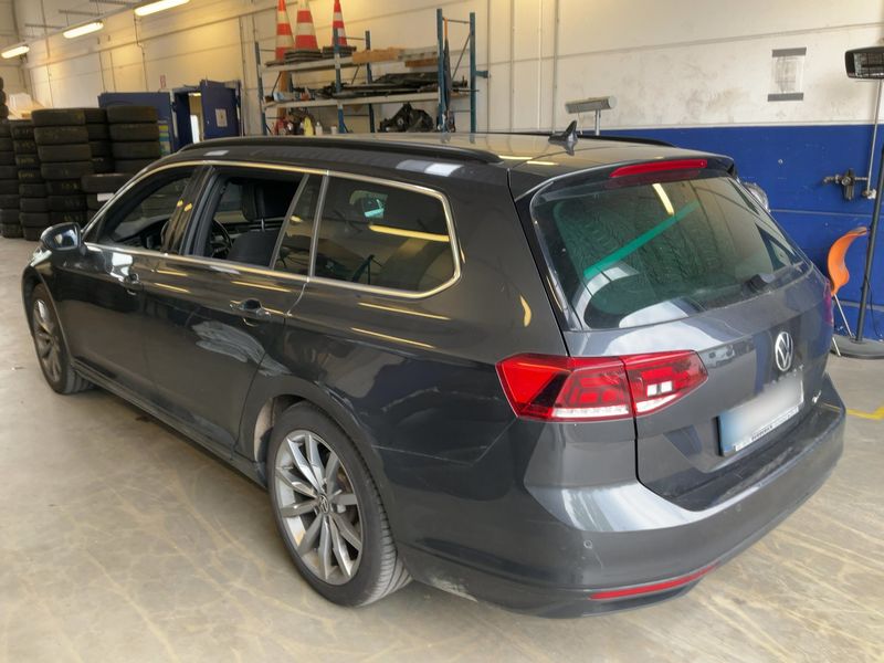 Volkswagen Passat 2.0 TDI Business 4Motion 2021 – снимка 6