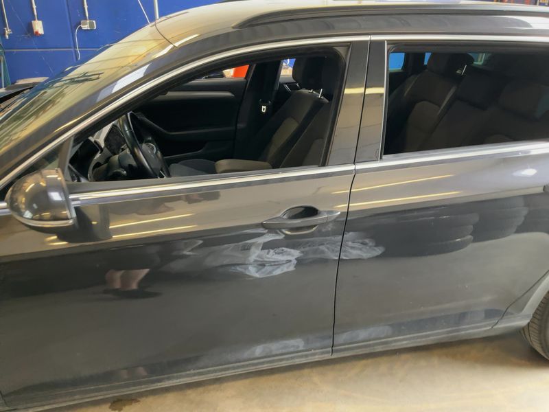 Volkswagen Passat 2.0 TDI Business 4Motion 2021 – снимка 4