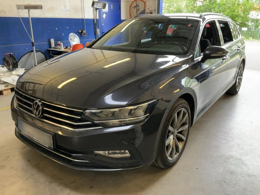 Volkswagen Passat 2.0 TDI Business 4Motion 2021 – снимка 1