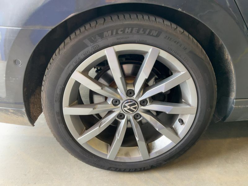 Volkswagen Passat 2.0 TDI Business 4Motion 2021 – снимка 9