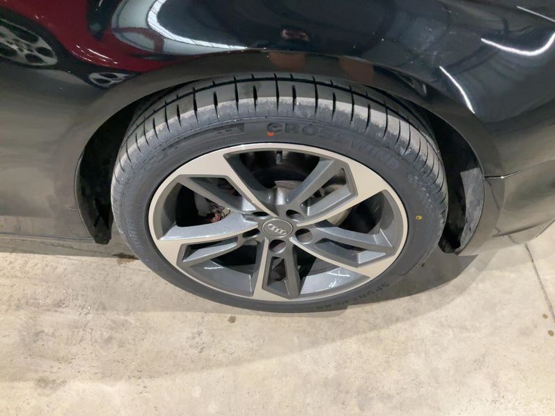 Audi A4 2.0 TDI Attraction 2014 – снимка 19