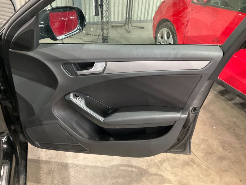 Audi A4 2.0 TDI Attraction 2014 – снимка 26