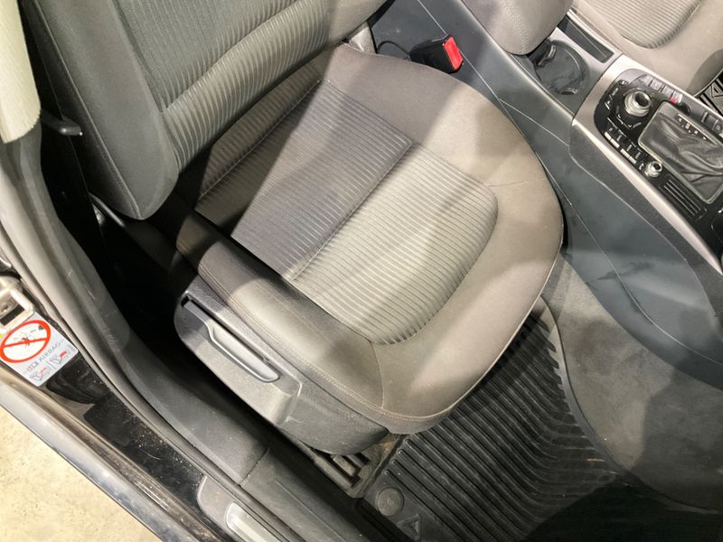 Audi A4 2.0 TDI Attraction 2014 – снимка 32