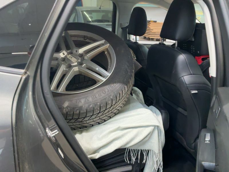 Ford Kuga 1.5 EcoBoost Titanium X 2021 – снимка 20