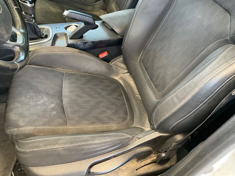 Renault Megane 1.5 BLUE dCi Limited 2020 – снимка 24