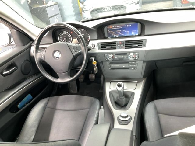 BMW 3er 320i 2006 – снимка 18