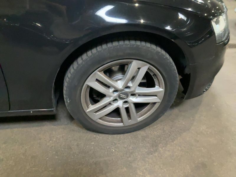 Audi A4 2.0 TDI quattro Attraction 2015 – снимка 11