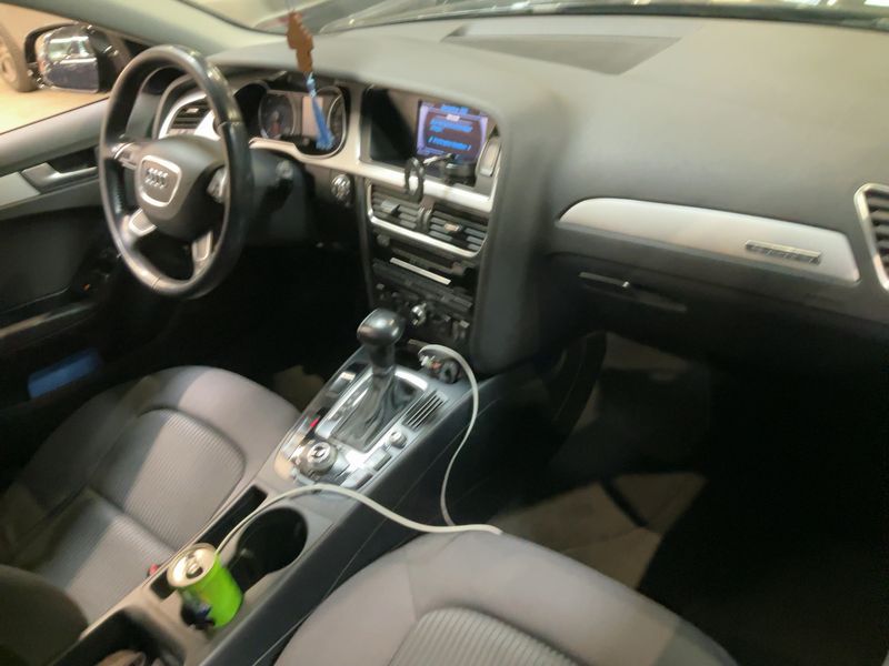 Audi A4 2.0 TDI quattro Attraction 2015 – снимка 17