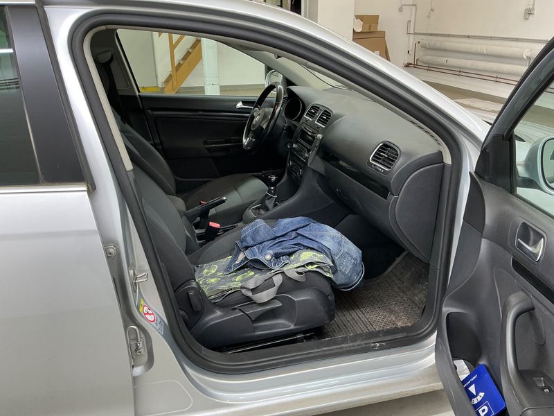 Volkswagen Golf VI 1.6 TDI Comfortline 2011 – снимка 3