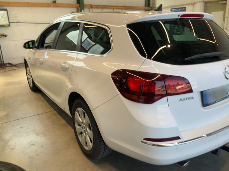 Opel Astra 1.4 Turbo Exklusiv 2015 – снимка 6