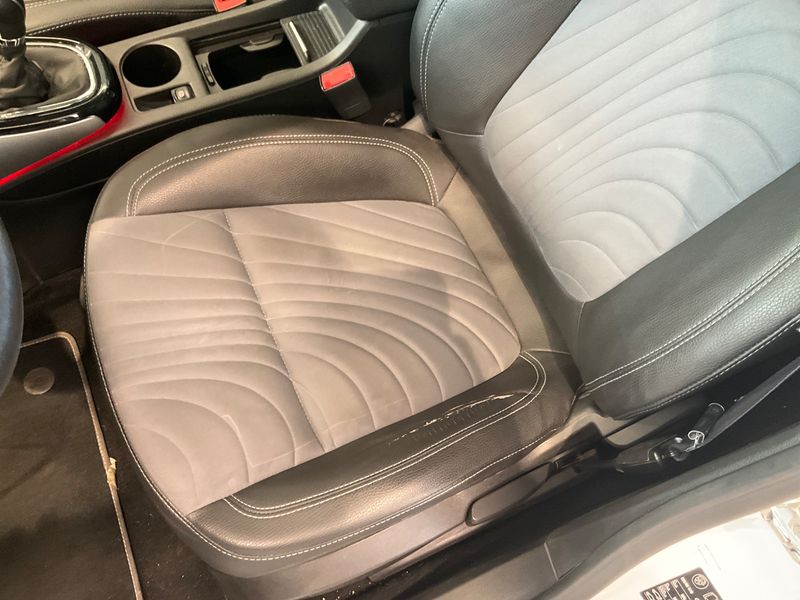 Opel Astra 1.4 Turbo Exklusiv 2015 – снимка 23
