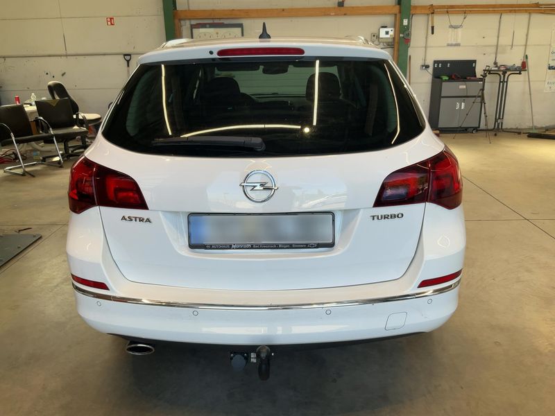 Opel Astra 1.4 Turbo Exklusiv 2015 – снимка 7