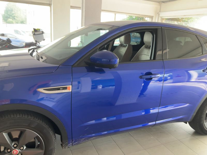 Jaguar E-Pace D240 R-Dynamic S AWD 2017 – снимка 4