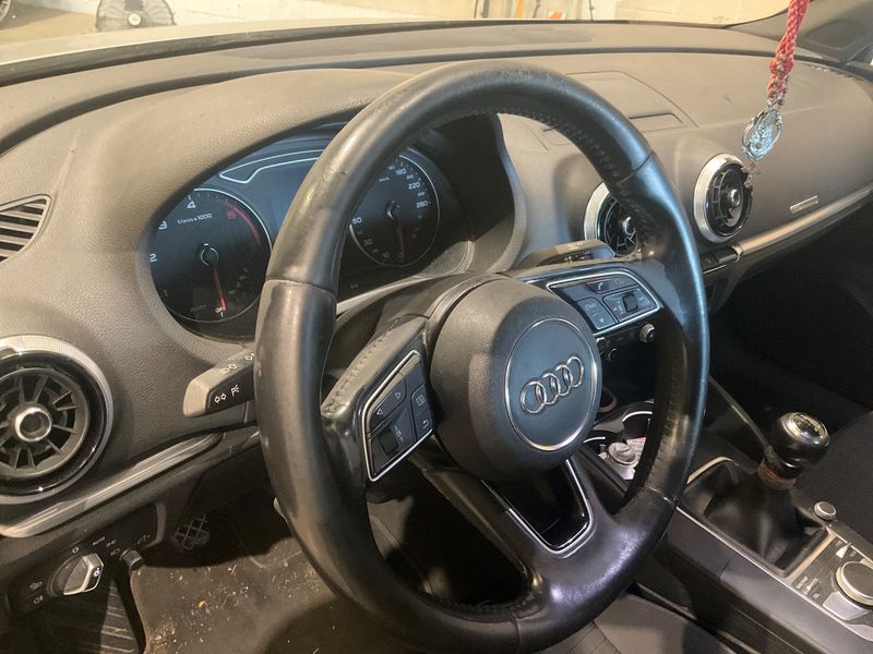 Audi A3 Limousine 1.6 TDI Sport 2017 – снимка 28