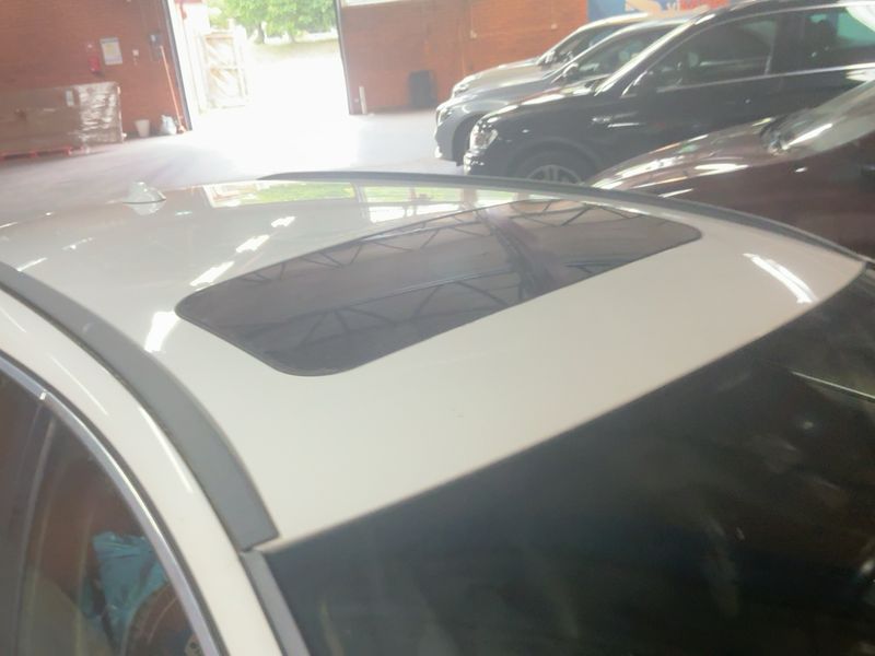 Volvo V60 2.4 D5 Momentum 2011 – снимка 13