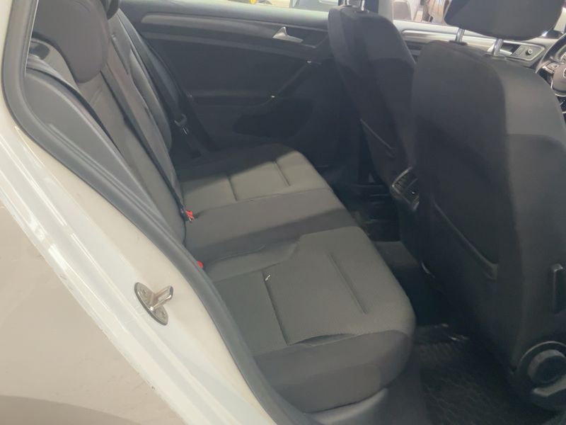 Volkswagen Golf VII 1.0 TSI Comfortline BlueMotion Tech 2018 – снимка 19