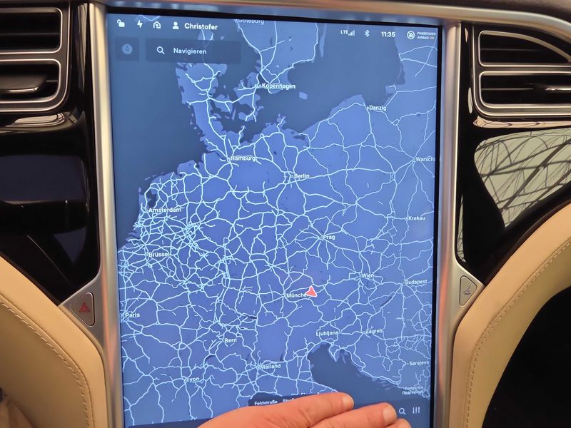 Tesla Model S 90D Dual 2016 – снимка 13