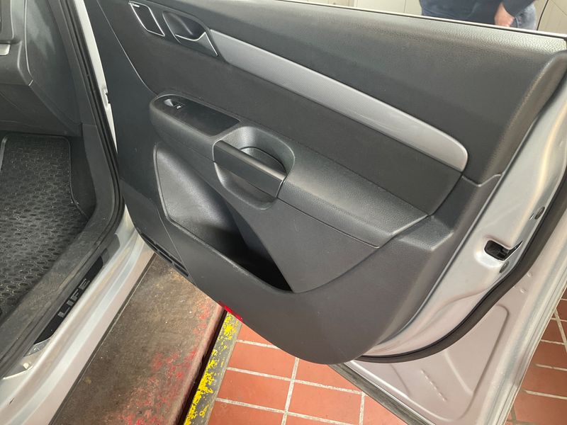 Volkswagen Sharan 2.0 TDI Life BlueMotion Tech 2013 – снимка 29