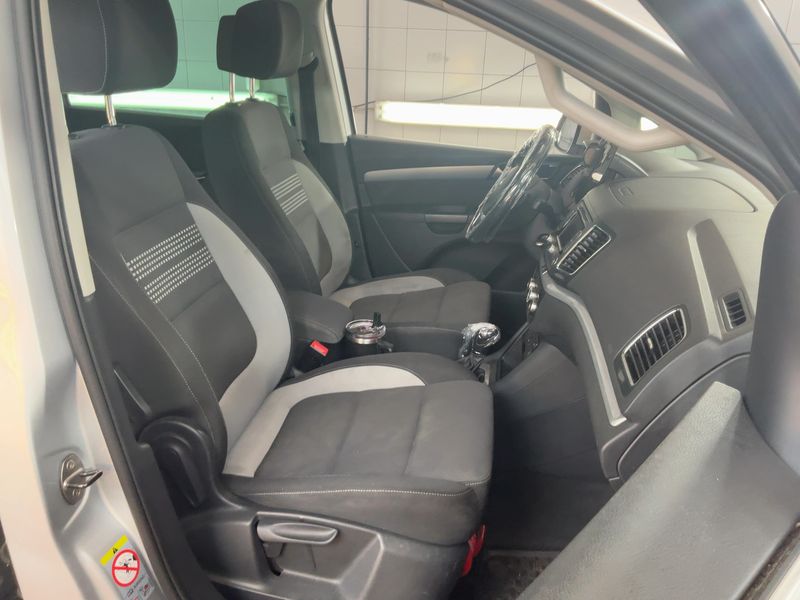 Volkswagen Sharan 2.0 TDI Life BlueMotion Tech 2013 – снимка 17