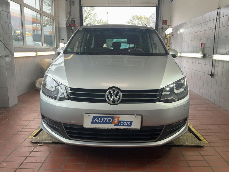 Volkswagen Sharan 2.0 TDI Life BlueMotion Tech 2013 – снимка 14