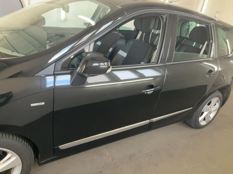 Renault Grand Scenic 1.5 dCi BOSE Edition 2012 – снимка 4