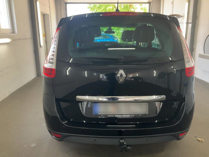 Renault Grand Scenic 1.5 dCi BOSE Edition 2012 – снимка 7