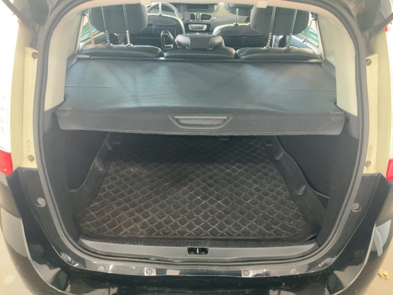 Renault Grand Scenic 1.5 dCi BOSE Edition 2012 – снимка 15