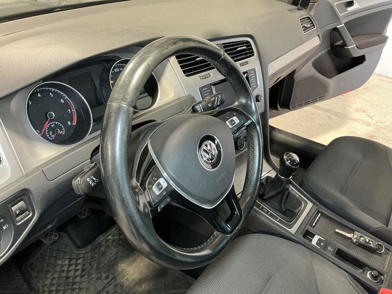 Volkswagen Golf VII 1.4 TSI Comfortline BlueMotion Tech 2014 – снимка 39