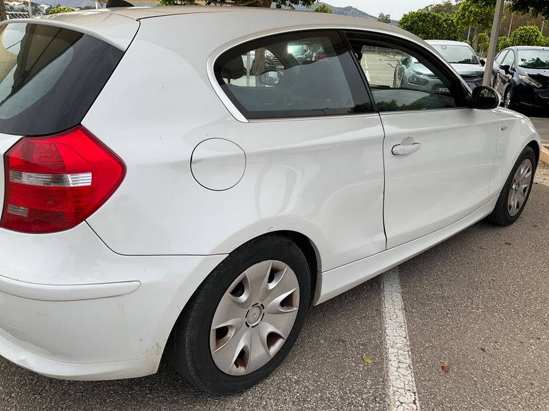 BMW 1er 118d 2008 – снимка 2