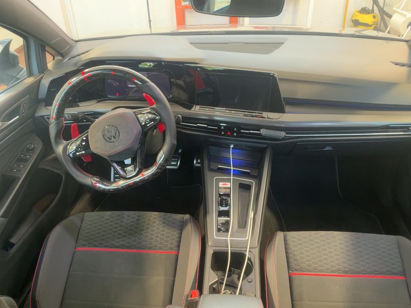 Volkswagen Golf VIII 2.0 TSI GTI Clubsport 2021 – снимка 17