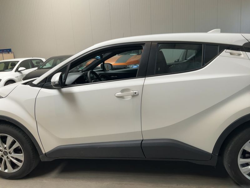 Toyota C-HR 1.2 Turbo 2018 – снимка 4