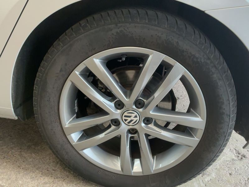 Volkswagen Touran 1.6 TDI Sound BlueMotion Tech 2017 – снимка 5