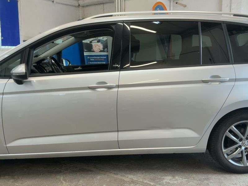 Volkswagen Touran 1.6 TDI Sound BlueMotion Tech 2017 – снимка 4