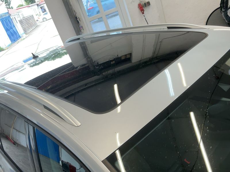 Volkswagen Touran 1.6 TDI Sound BlueMotion Tech 2017 – снимка 13