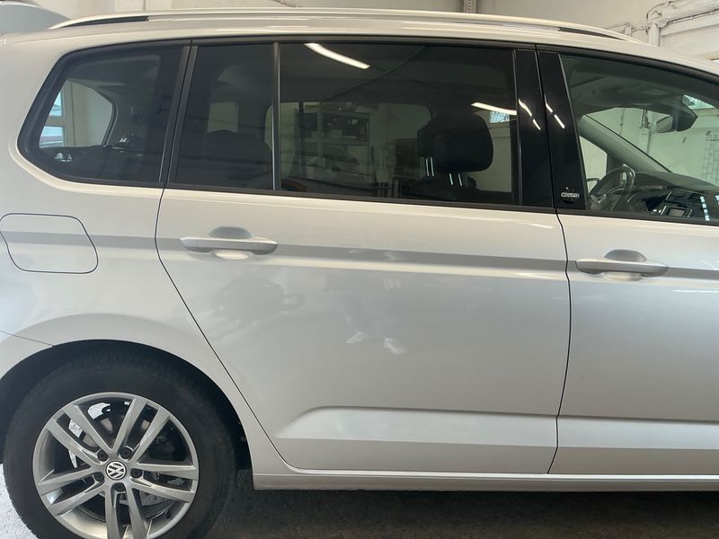 Volkswagen Touran 1.6 TDI Sound BlueMotion Tech 2017 – снимка 69