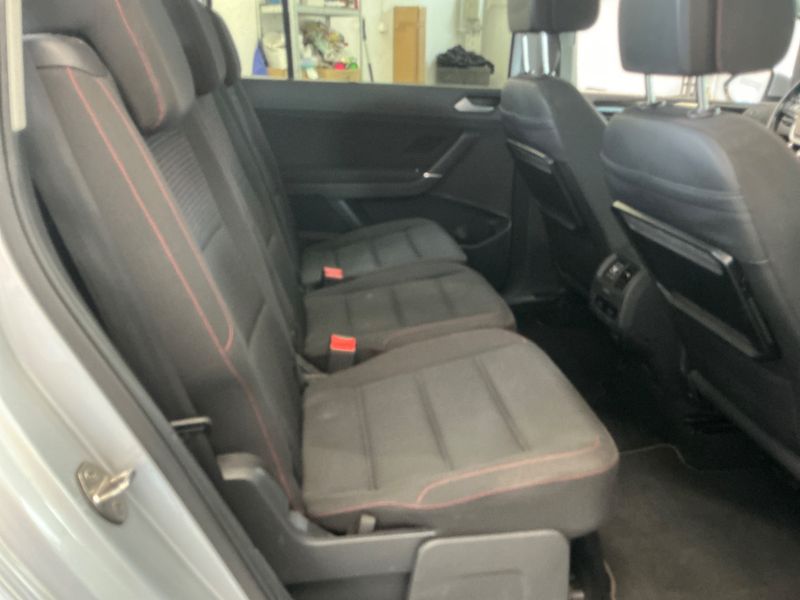 Volkswagen Touran 1.6 TDI Sound BlueMotion Tech 2017 – снимка 30