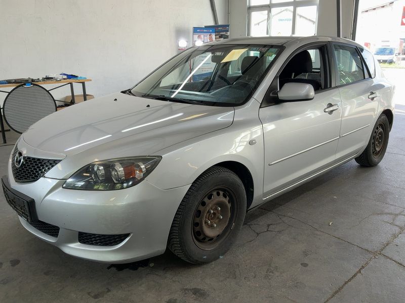 Mazda 3 1.6 Comfort 2004 – снимка 1