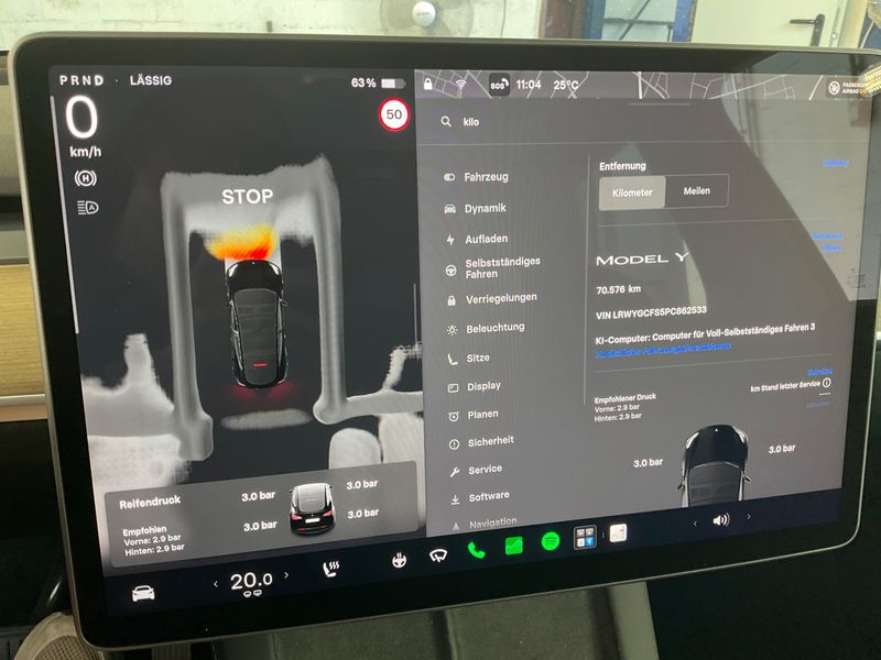 Tesla Model Y Standard Range 2023 – снимка 18