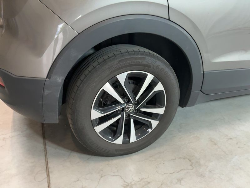 Volkswagen T-Cross 1.6 TDI Life 2020 – снимка 9