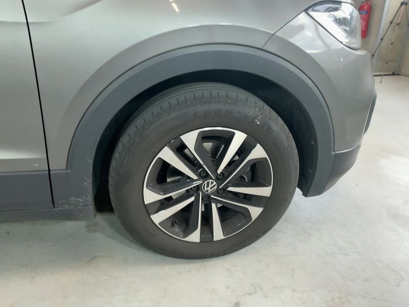 Volkswagen T-Cross 1.6 TDI Life 2020 – снимка 11