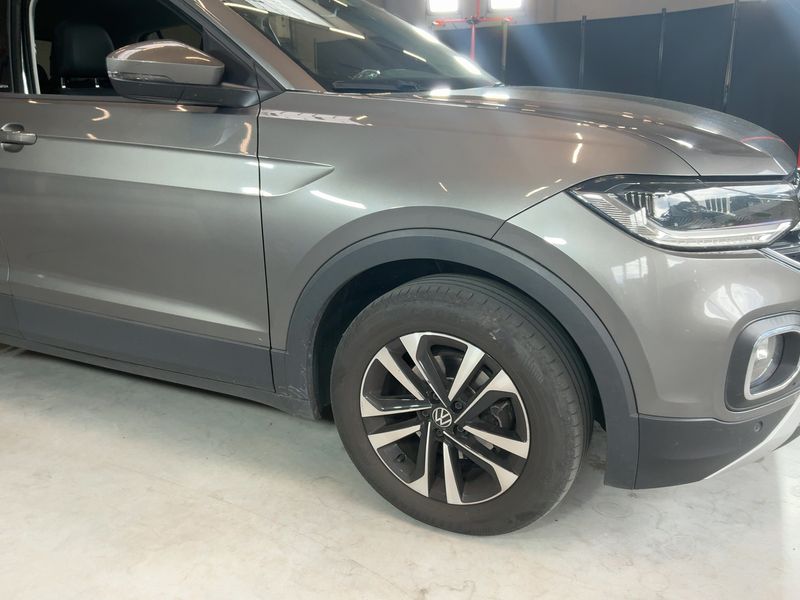 Volkswagen T-Cross 1.6 TDI Life 2020 – снимка 12