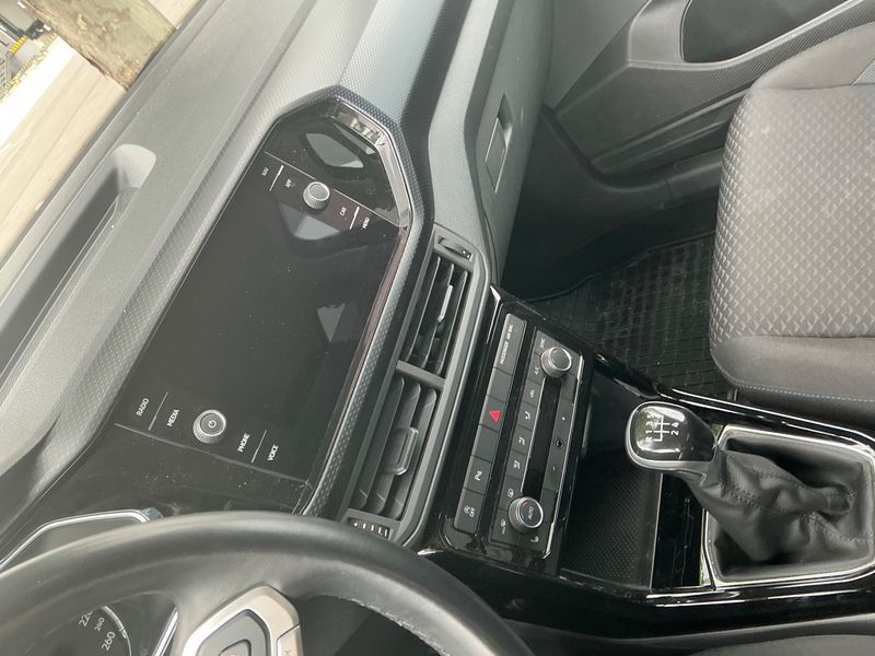 Volkswagen T-Cross 1.6 TDI Life 2020 – снимка 29
