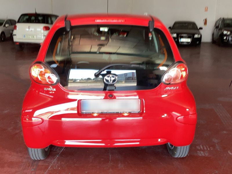 Toyota Aygo 1.0 City 2013 – снимка 7