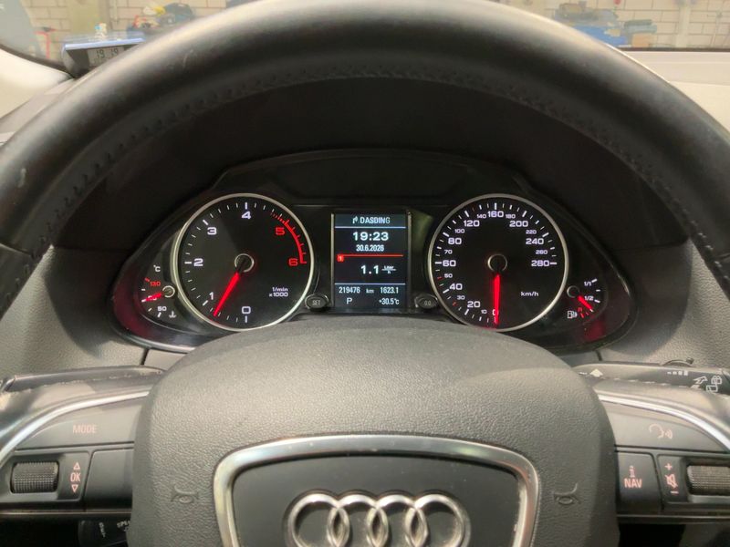 Audi Q5 3.0 V6 TDI quattro 2015 – снимка 19