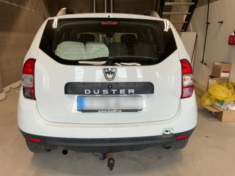 Dacia Duster 1.6 SCe Access 2017 – снимка 7