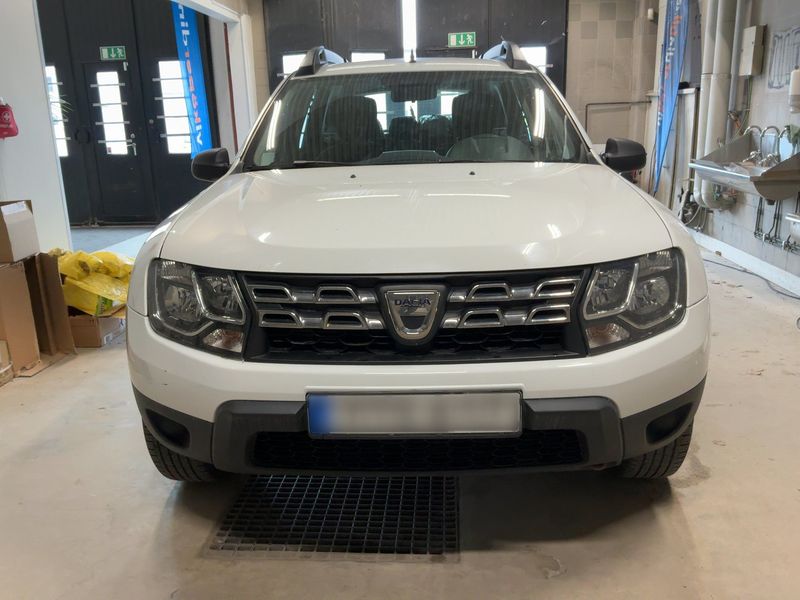 Dacia Duster 1.6 SCe Access 2017 – снимка 14