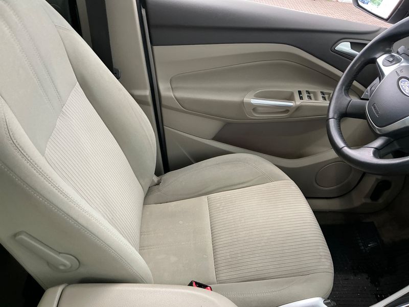 Ford C-Max 1.0 EcoBoost Titanium 2013 – снимка 24